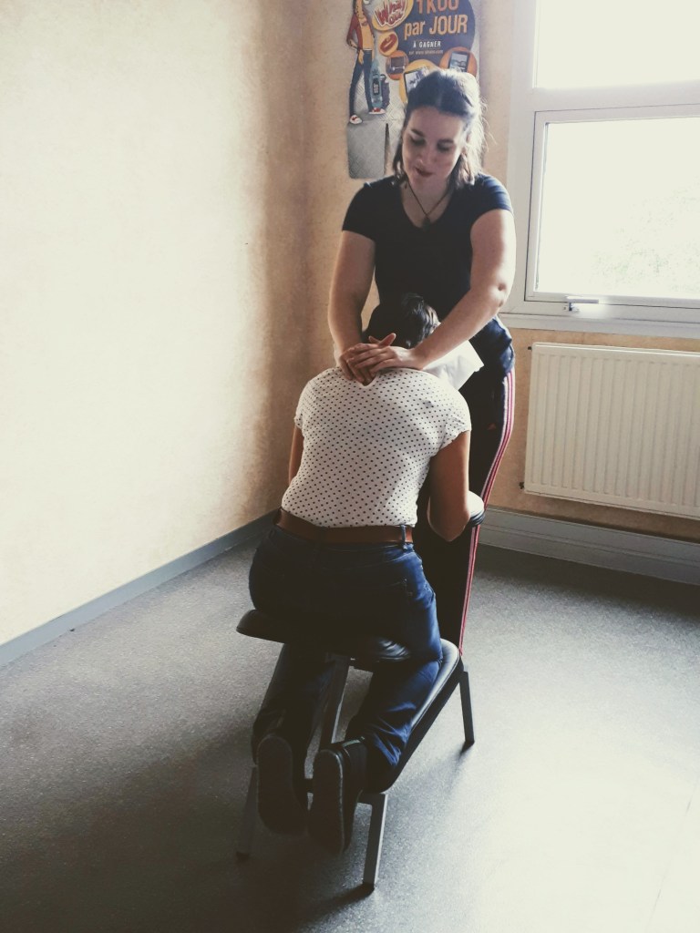 Massage amma assis entreprise morbihan, ile et vilaine, Finistère, côte d'armor, bretagne, lorient, vannes, quimper, rennes, brest, nantes.